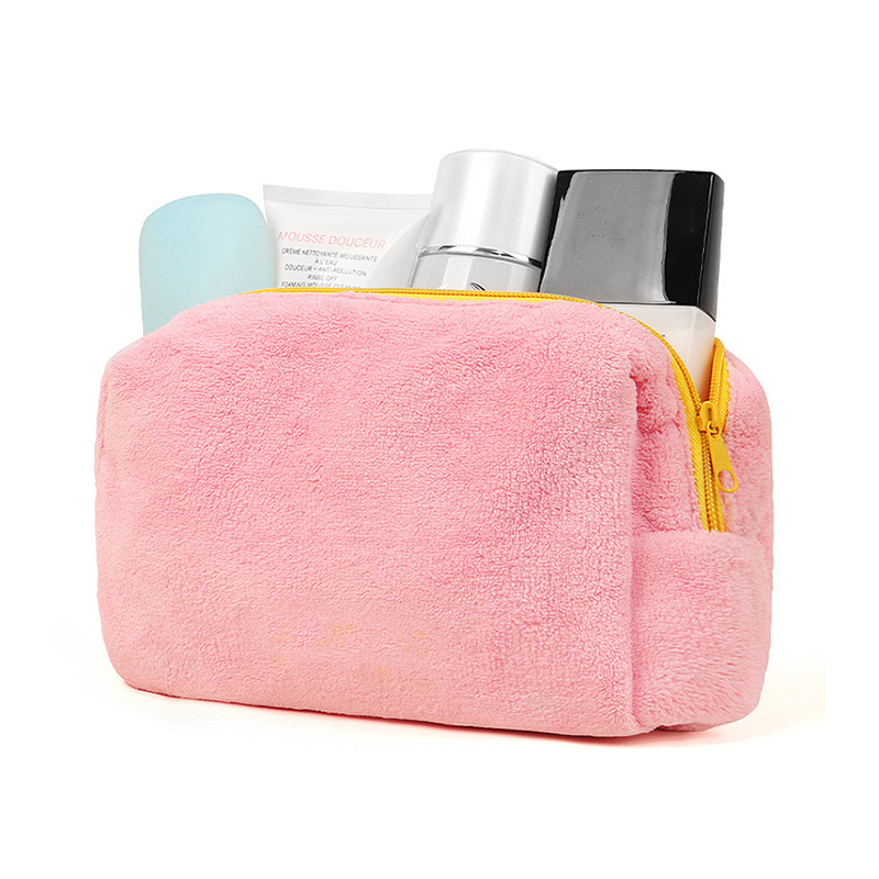 Toilet/cosmetic bags